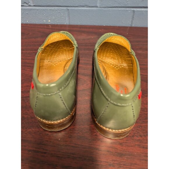 Marc Joseph East Village Loafer Women's Size 7.5 Brazil ATLANTIC BLUE Patent EUC - Picture 2 of 16